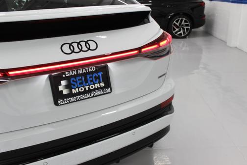 2024 Audi Q4 e-tron 50 Premium Plus