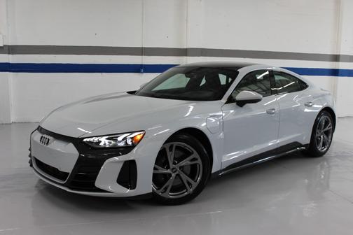 2023 Audi e-tron GT Premium Plus
