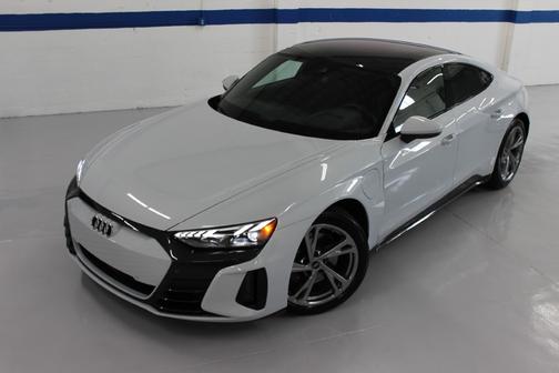 2023 Audi e-tron GT Premium Plus