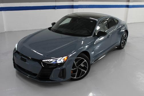 2023 Audi RS e-tron GT Base