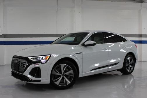 2024 Audi Q8 e-tron Sportback S line Premium Plus