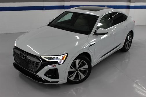 2024 Audi Q8 e-tron Sportback S line Premium Plus