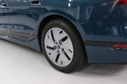 2025 Audi A6 e-tron Premium RWD