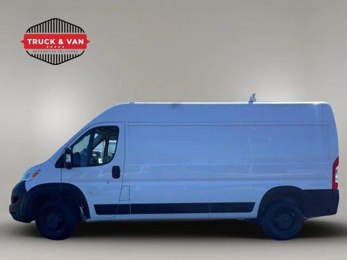 White 2023 RAM ProMaster 2500 High Roof