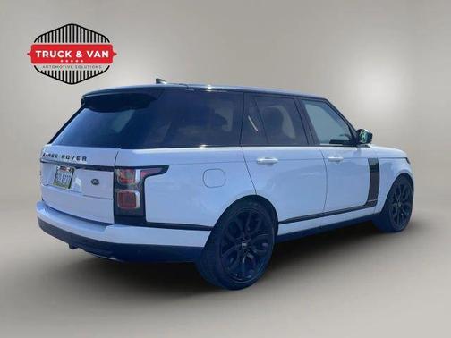 Fuji White 2022 Land Rover Range Rover HSE Westminster