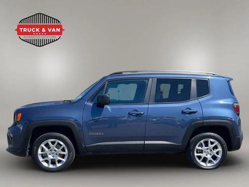 Blue 2022 Jeep Renegade Latitude