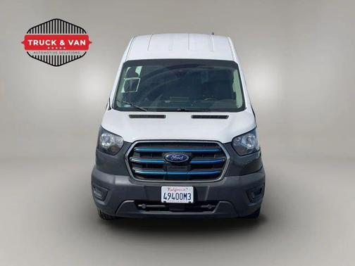 2022 Ford E-Transit Base
