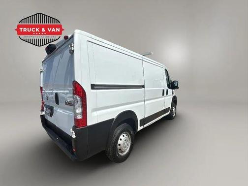 White 2022 RAM ProMaster 2500 Base