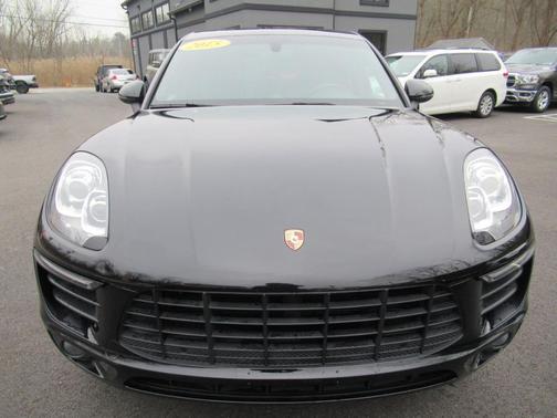 2015 Porsche Macan S