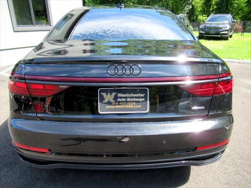 2022 Audi A8 L 55 TFSI quattro Tiptronic