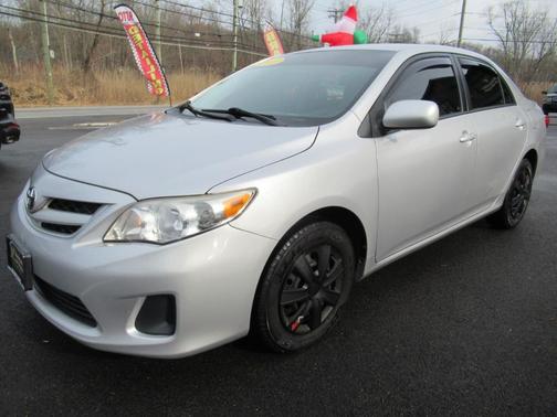 2011 Toyota Corolla LE