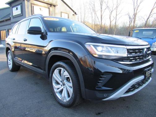 2022 Volkswagen Atlas 3.6L SE w/Technology