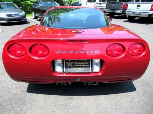 2001 Chevrolet Corvette Base