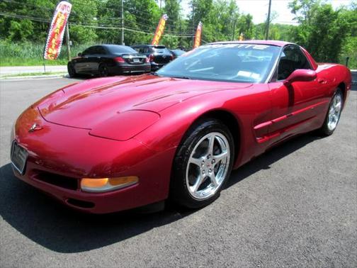 2001 Chevrolet Corvette Base