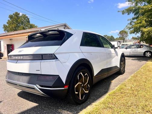 2022 Hyundai IONIQ 5 SEL