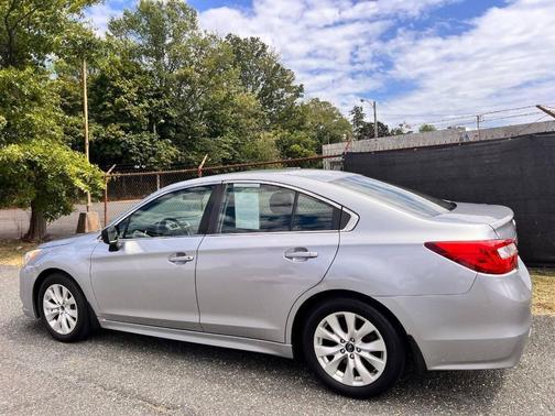 2017 Subaru Legacy Base