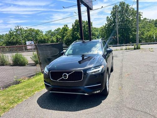 Ember Black Metallic 2016 Volvo XC90 T6 Momentum