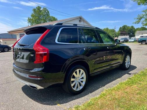 Ember Black Metallic 2016 Volvo XC90 T6 Momentum