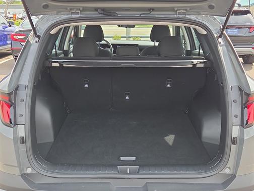Hampton Gray 2026 Hyundai TUCSON SE