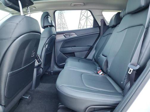 2026 Kia Sportage SX