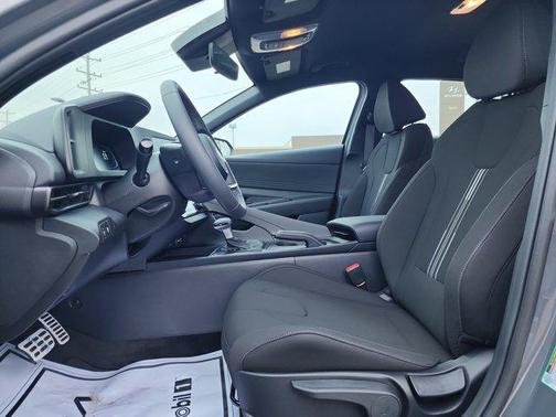 2026 Hyundai ELANTRA Sport