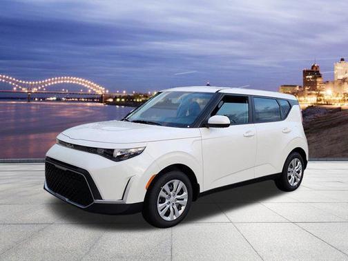 Snow White Pearl 2025 Kia Soul LX