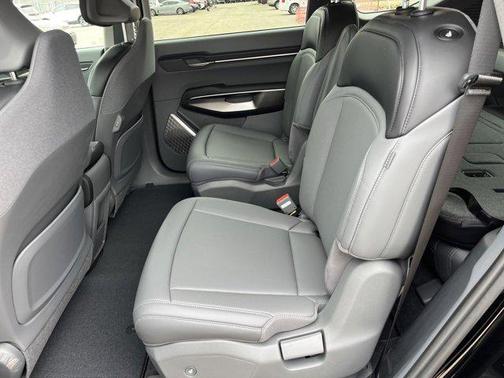 2024 Kia EV9 Light Long Range