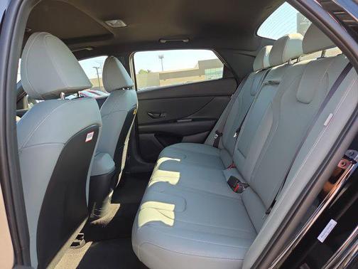 2026 Hyundai ELANTRA HEV Limited