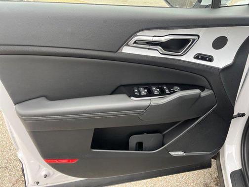 2024 Kia Sportage SX