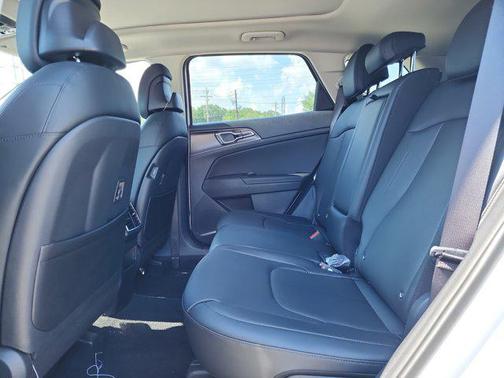 2026 Kia Sportage SX