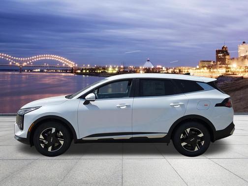 Glacial White Pearl 2026 Kia Sportage LX