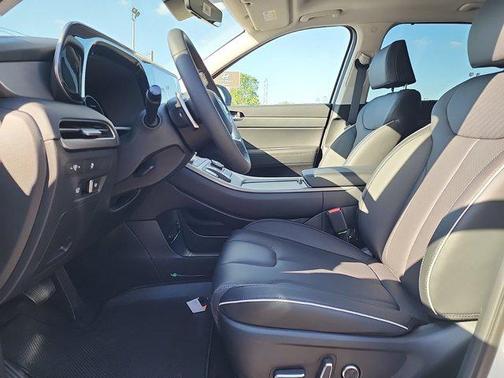 2025 Hyundai PALISADE SEL Premium