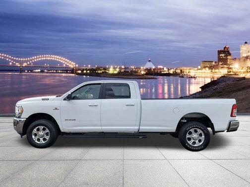 2019 RAM 2500 Big Horn Crew Cab 4x4 8' Box