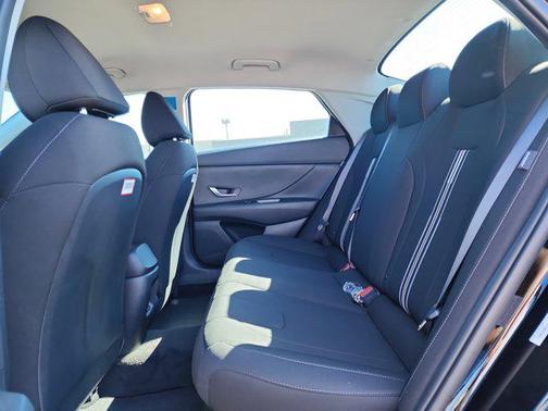 2026 Hyundai ELANTRA HEV Blue