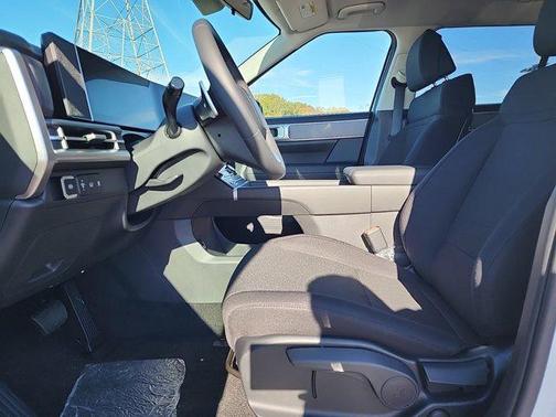 2025 Hyundai SANTA FE SE