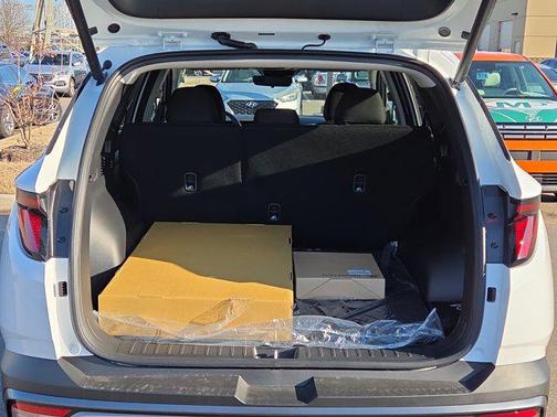 2026 Hyundai TUCSON SEL