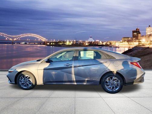 2025 Hyundai ELANTRA HEV Blue