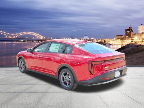 Currant Red 2026 Kia K4 LXS