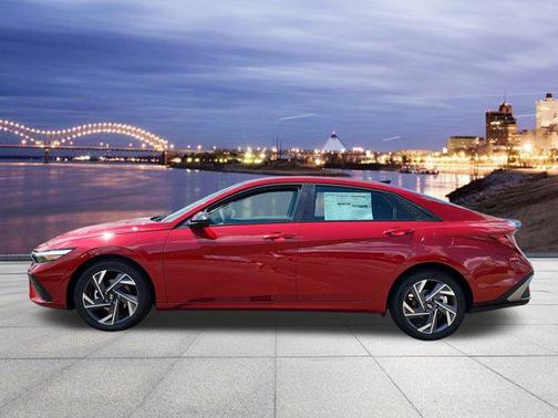2025 Hyundai ELANTRA Sport