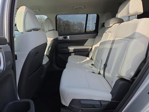 Shimmering Silver 2026 Hyundai SANTA FE SE