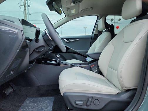 2025 Kia Niro EX