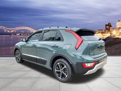 2025 Kia Niro EX