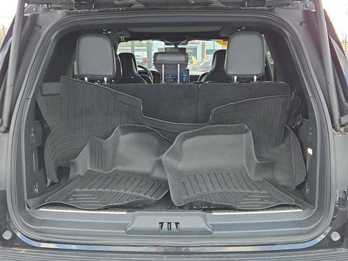 Infinite Black Metallic Clearcoat 2024 Lincoln Navigator Reserve