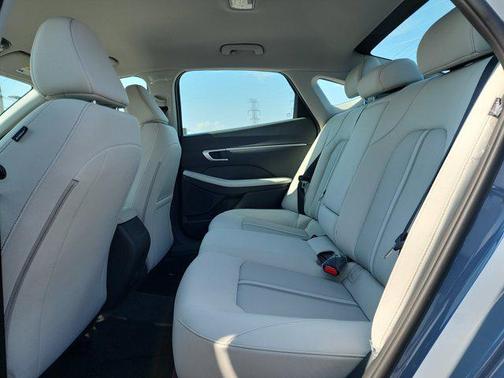 2026 Hyundai SONATA SEL