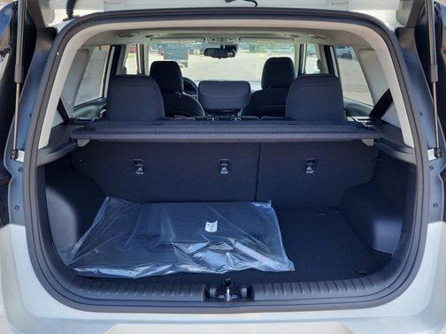 Snow White Pearl 2025 Kia Soul EX