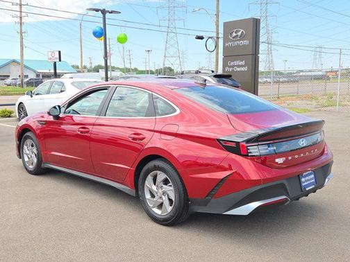 Ultimate Red 2026 Hyundai SONATA SE