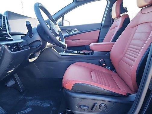 2025 Kia Sportage SX