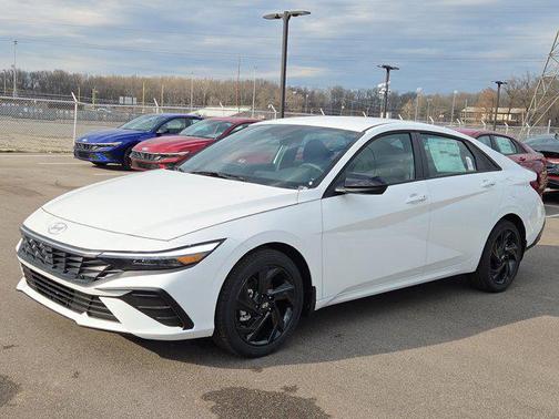 2026 Hyundai ELANTRA Sport