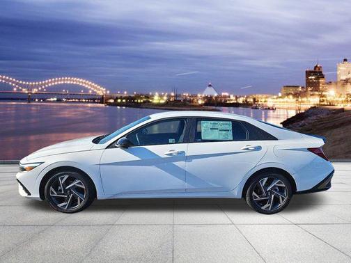 2025 Hyundai ELANTRA Sport