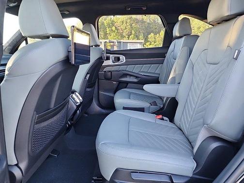 2025 Kia Sorento SX
